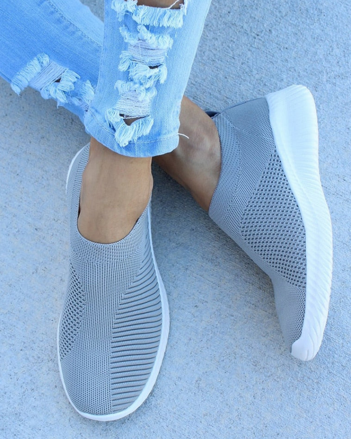 Victoria | Women’s Stretch Fit Air Cushion Walking Sneakers