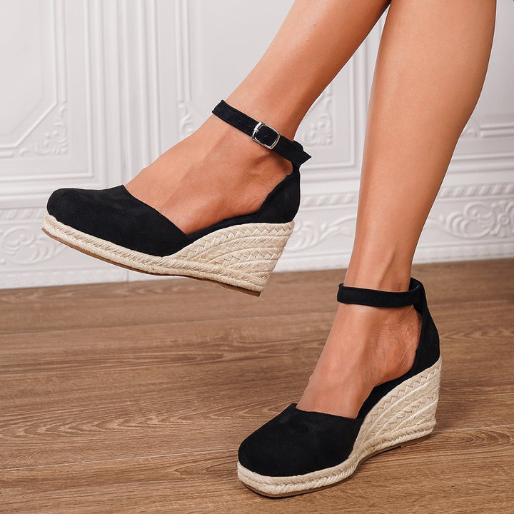 Samantha | Women’s Closed Toe Buckle Wedge Sandals