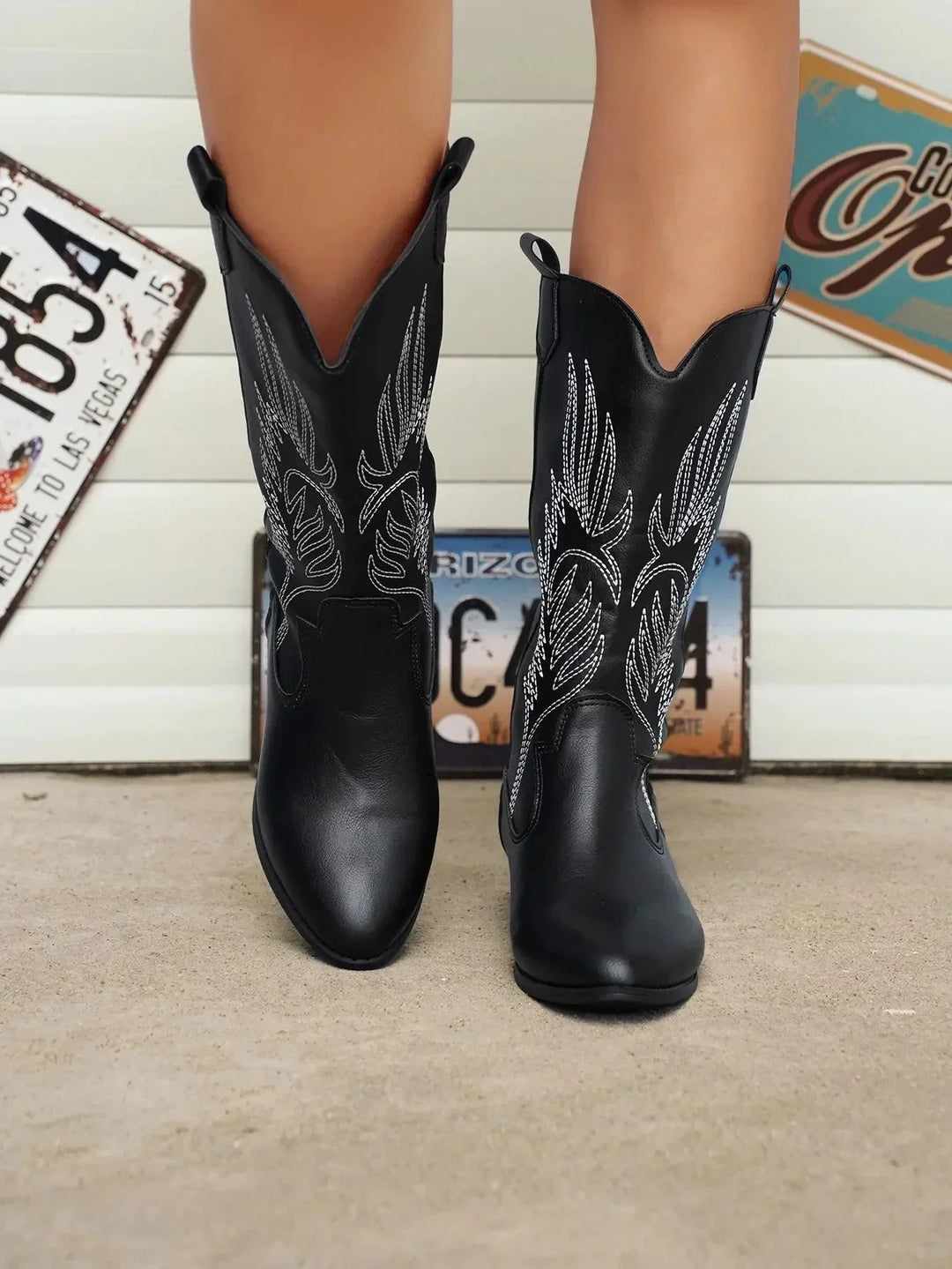 Violet | Women’s Stylish Pointed Toe Western Boots